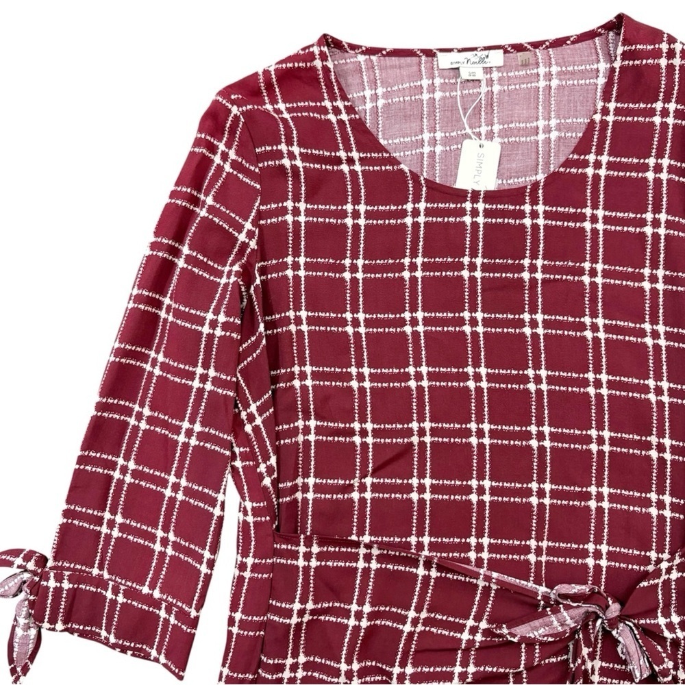 NWT Simply Noelle Tunic Top